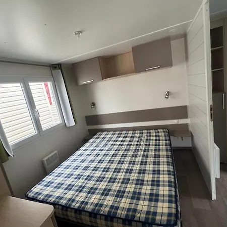 Rural Coral Apartment